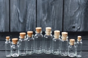 Как выбрать декоративные стеклянные бутылочки